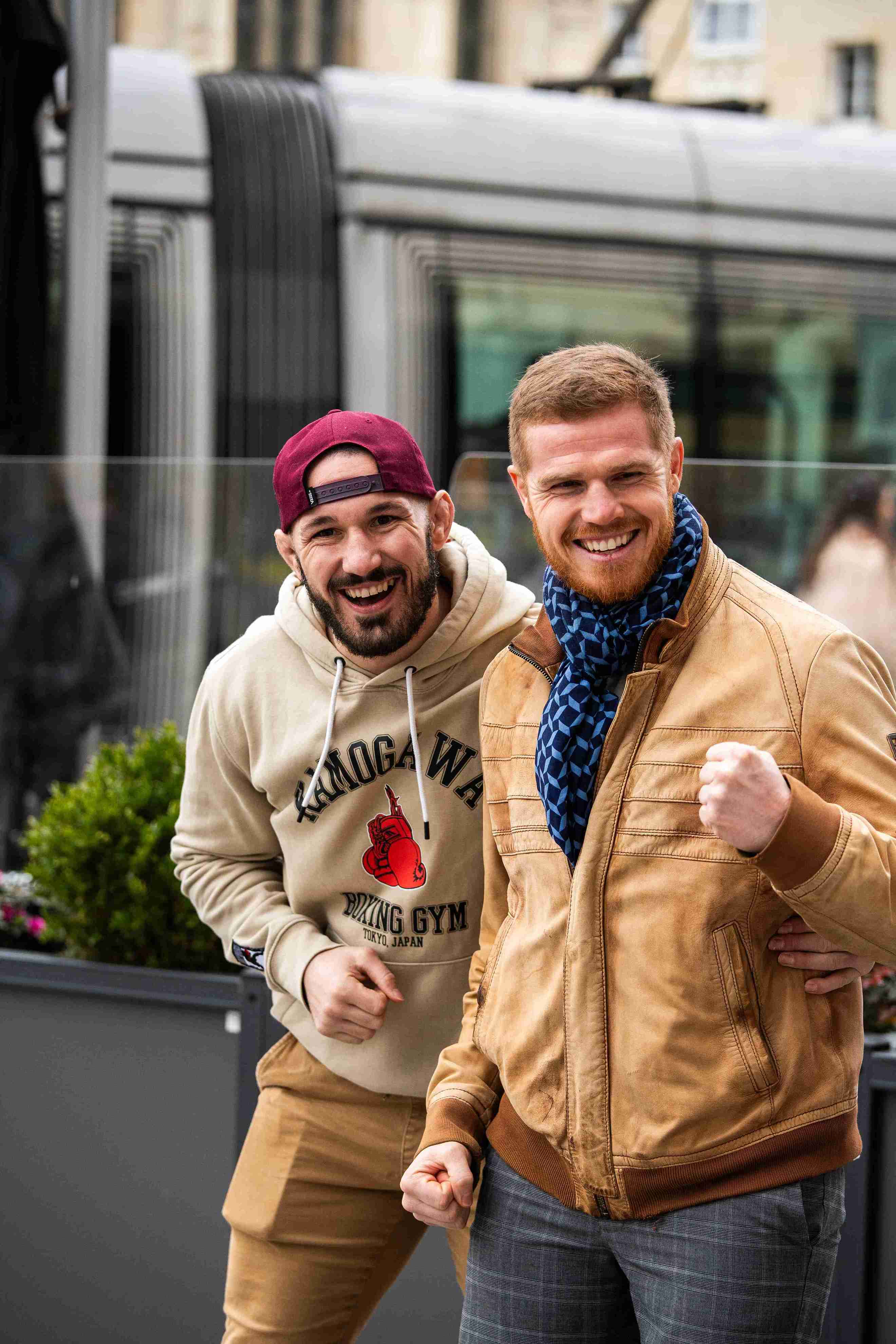 Carte VIP La Terrasse posée sur une table de café à Caen, symbole des bons plans locaux